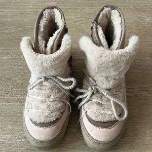 Gently used Mango faux shearling lined boot